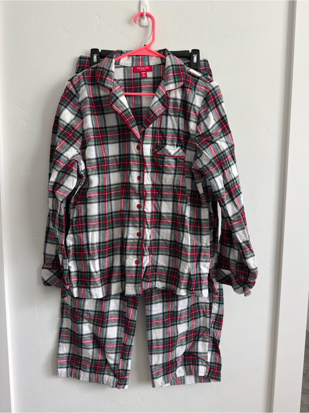 Macy’s Plaid Pajama Set M Red Green